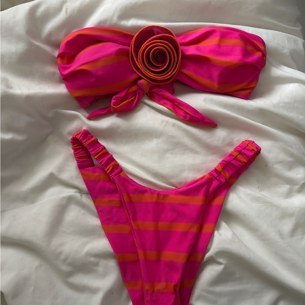 PINK AND ORANGE STRAWBERRY MILK MOB BIKINI SIZE XS & S